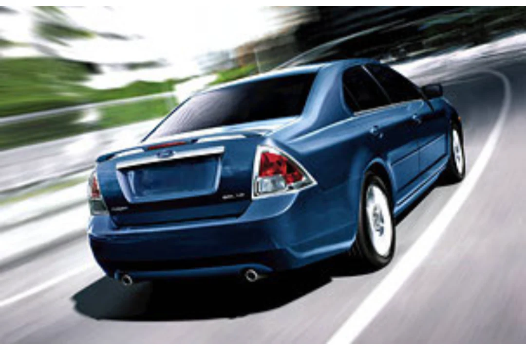 2010 Ford Fusion : Spoiler Painted - Image 5