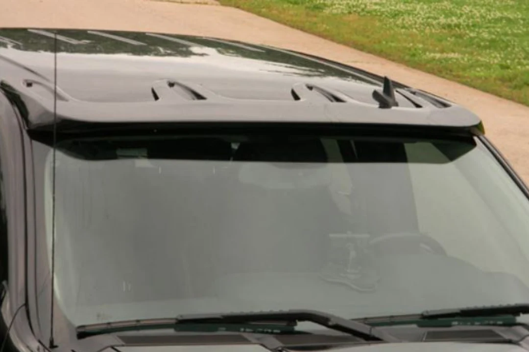 2012 Chevrolet Suburban : Spoiler Painted - Image 2