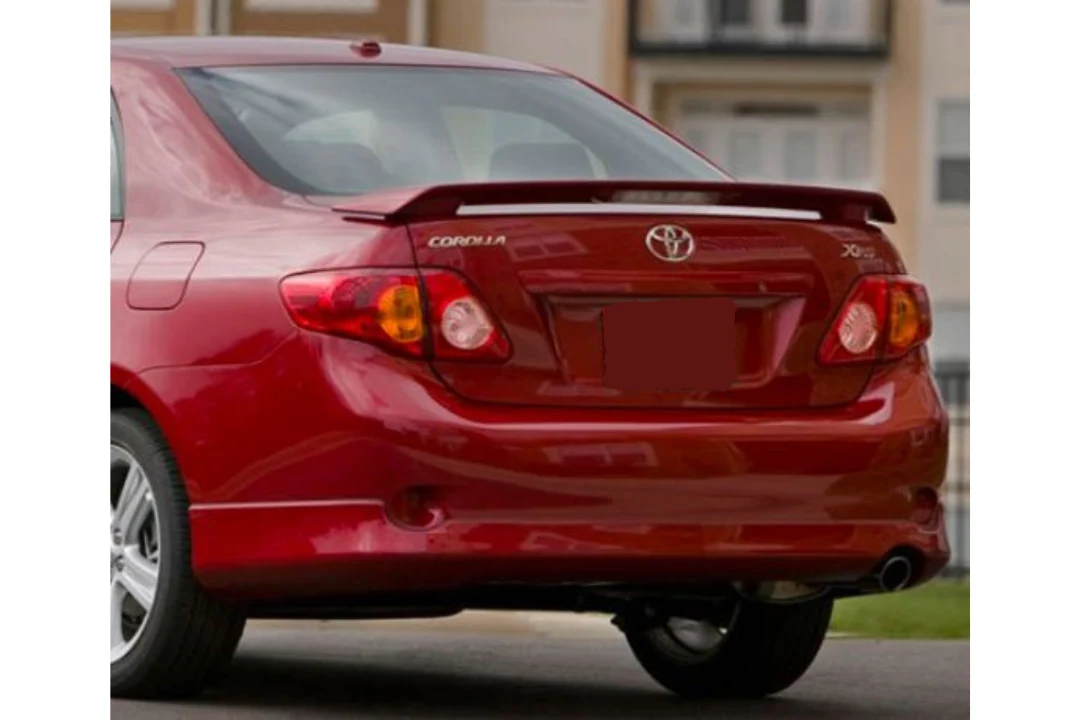 2012 Toyota Corolla : Spoiler Painted