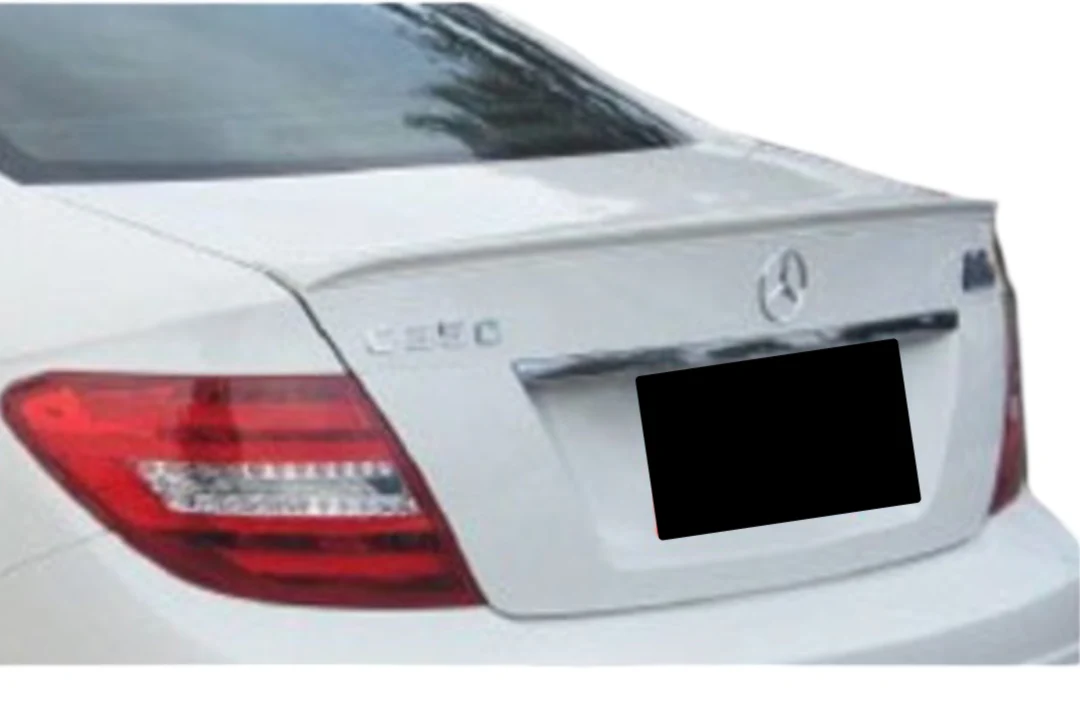 2014 Mercedes-Benz C Class : Spoiler Painted - Image 3